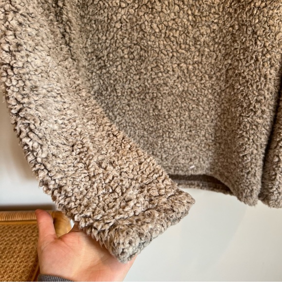 Unisex True Grit Frosty Tipped Soft Sherpa Pullover | L - Picture 6 of 13